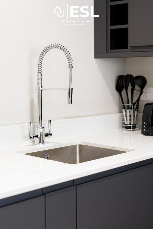 Comfy Modern 2 Bedroom Duplex Apartment With Sun Terrace Shrewsbury Luaran gambar