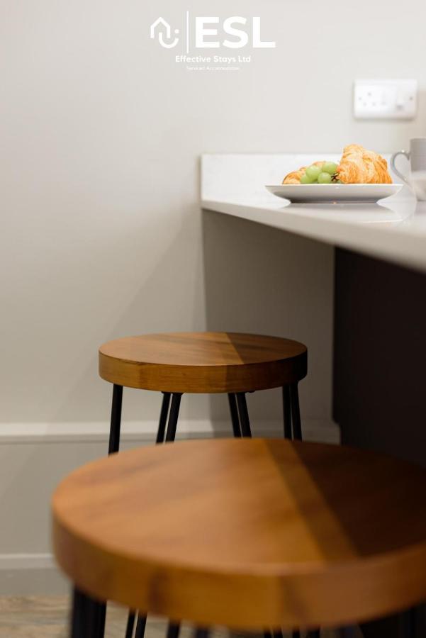 Comfy Modern 2 Bedroom Duplex Apartment With Sun Terrace Shrewsbury Luaran gambar